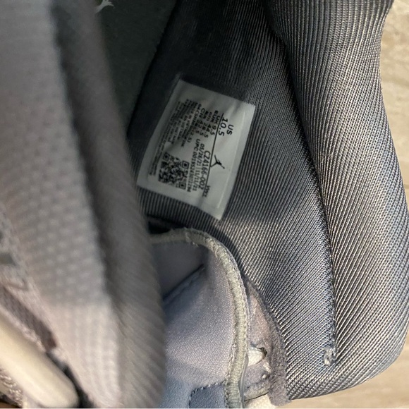 NIKE AIR JORDAN POINT LANE WOLF GREY-WHITE-COOL GREY SZ 10.5 [CZ4166-002] - Picture 9 of 11